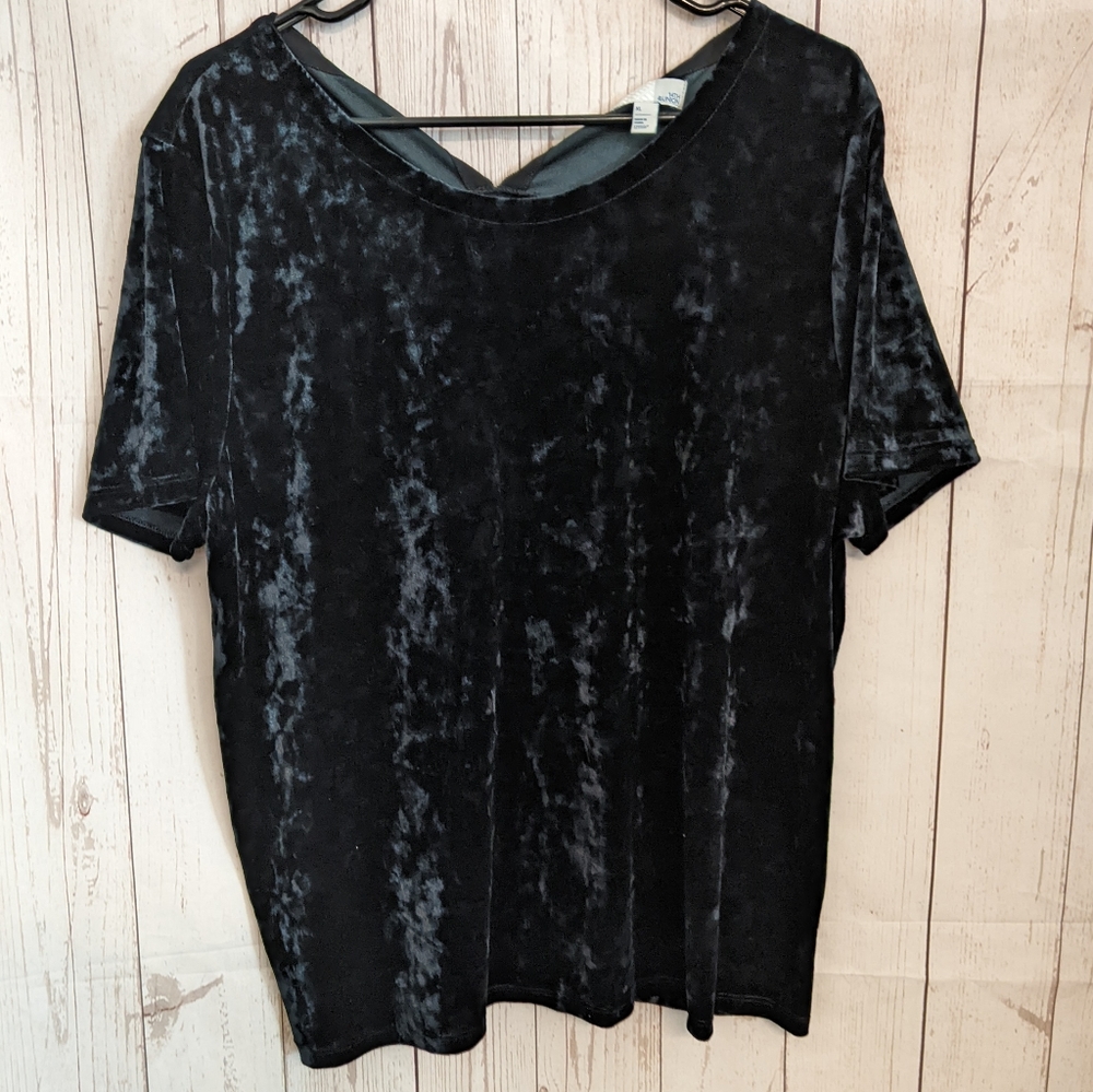 Crushed velvet top